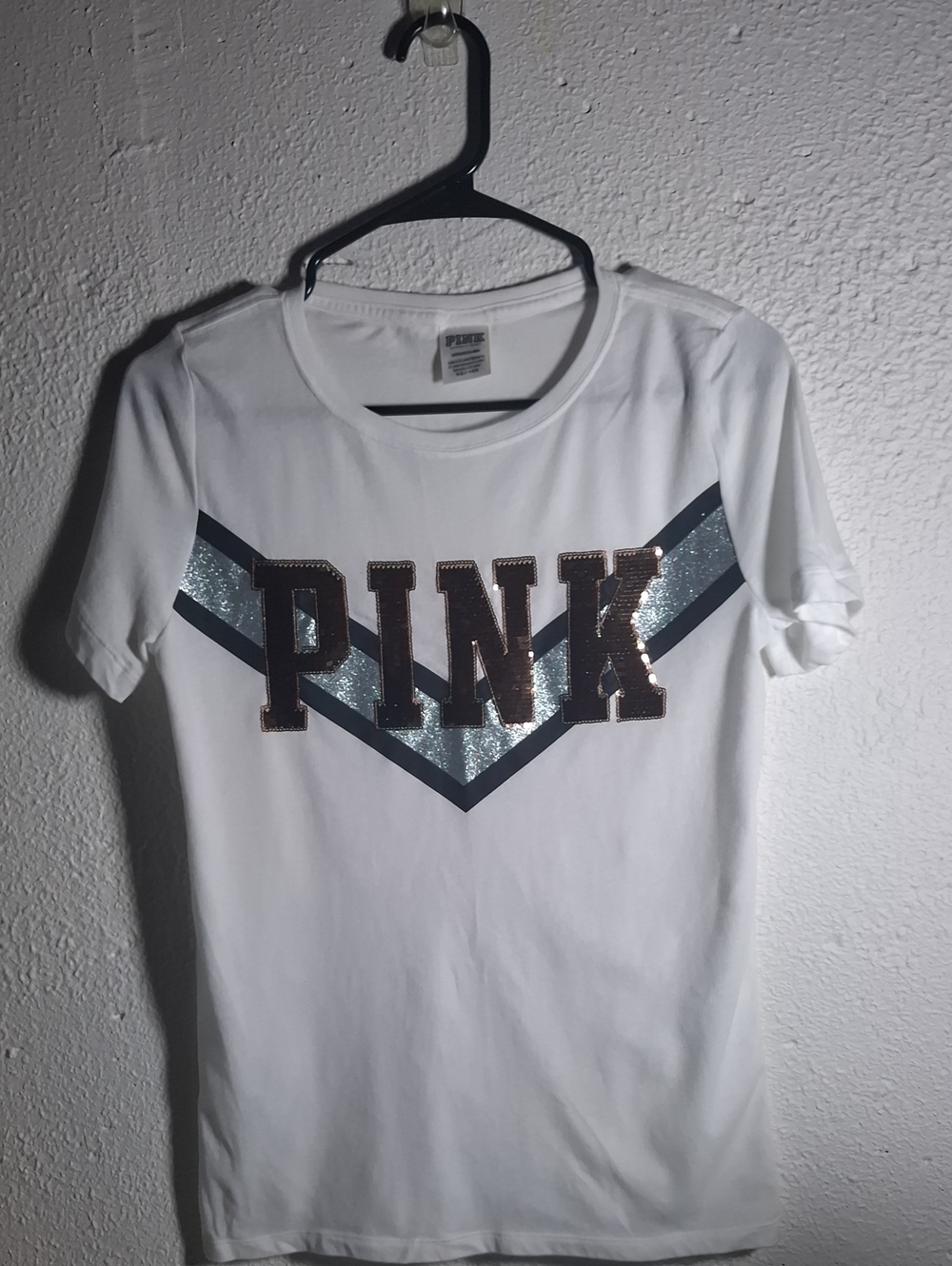 PINK Victoria's Secret White Short Sleeve Tee with Metallic Rose Gold Logo